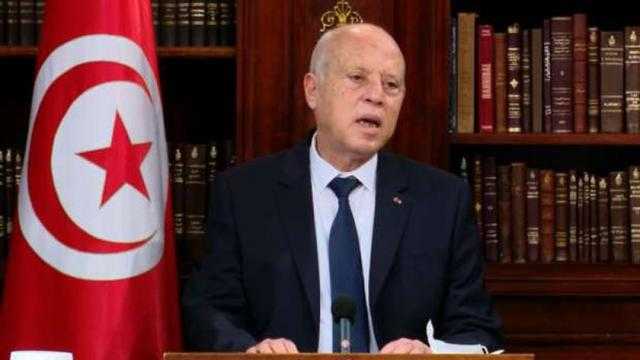 الرئيس التونسي يعلن قرارات جديدة