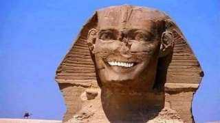 هكذا سخر المصريون من شائعة «إغماض عينيه»