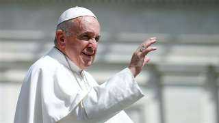 البابا فرنسيس يوجه رسالة إلى المشاركين في القمة العالمية لسياحة الشباب