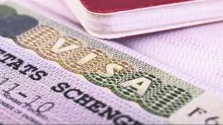 انقسام بين دول شمال أوروبا وألمانيا حول منح التأشيرات السياحية للروس