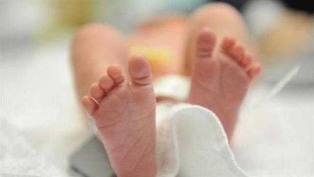«الداخلية» تكشف ملابسات فيديو تركيب «كانيولا» لرضيع فى حضانة بالمنيا