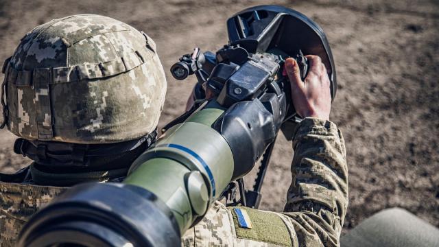 الجيش الأوكراني يؤكد ضرب مطار عسكري روسي في القرم‎