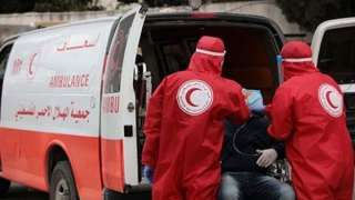 الهلال الأحمر الفلسطينى: إجلاء 70 جريحًا ومريضًا وطواقم طبية من مستشفى المعمدانى