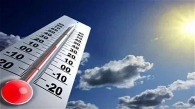 توقعات الطقس ليوم الإثنين.. حرارة شديدة نهارًا وشبورة مائية صباحًا