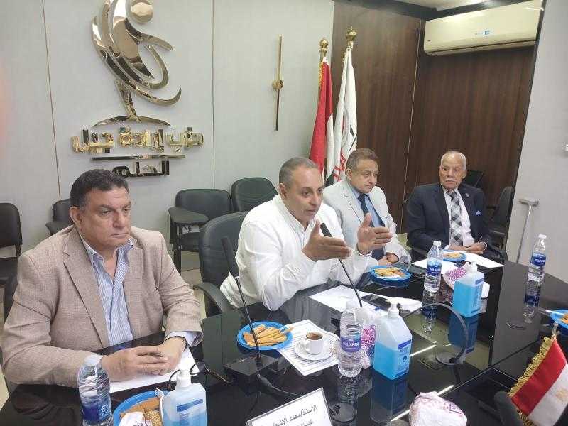 تيسير مطر: كل الدعم لمرشحات تحالف الأحزاب.. والمرأة جزء رئيس وفاعل من العملية الانتخابية/ صور