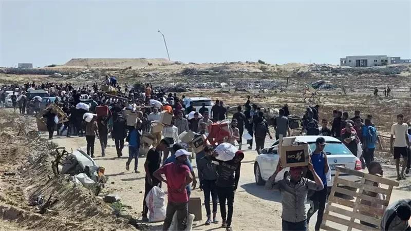 مجزرة بتكية للمساعدات ووقوع شهداء ومصابين برصاص الاحتلال فى قطاع غزة