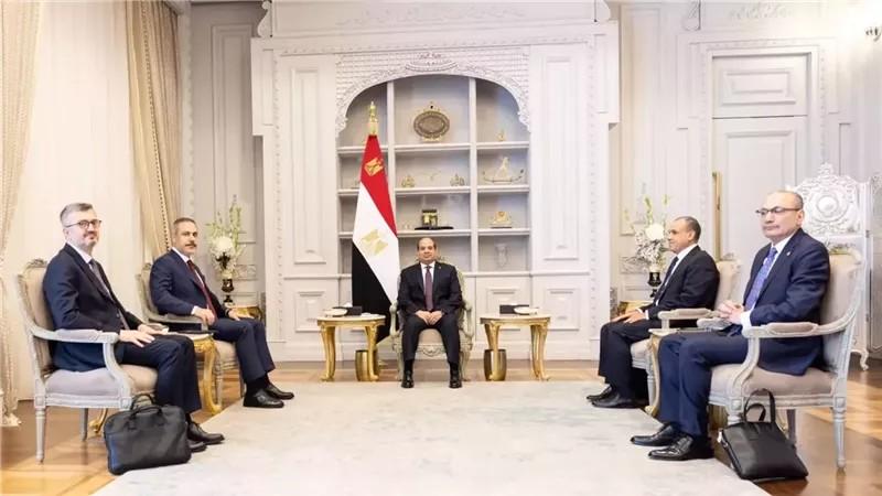 أشرف العشرى: القاهرة وأنقرة تمتلكان أوراق ضغط مهمة على الساحتين الإقليمية والدولية
