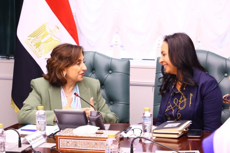 مايا مرسي وزيرة التضامن الاجتماعي وسيما بحوث وكيلة الأمين العام للأمم المتحدة والمديرة التنفيذية لهيئة الأمم المتحدة للمرأة