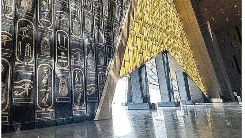 تقرير بريطاني: مصر تسبق العالم وتحول آثارها لتجربة معرفية متكاملة في المتحف الكبير