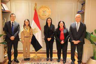 مايا مرسي تلتقي نائب رئيس هيئة التعاون الدولي اليابانية ”JICA”