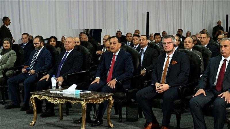 رئيس الوزراء: مصر أصبحت مركزًا عالميًا لصناعة الضفائر الكهربائية