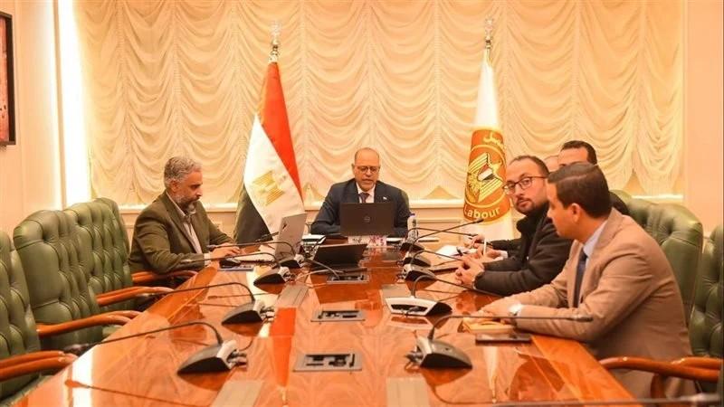 صرف 2 مليون جنيه لإعانة أسر ضحايا ومصابي الحوادث من العمالة غير المنتظمة