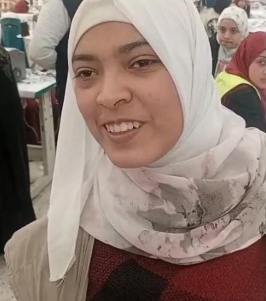 شهد عصام بطلة من داخل مصنع الغزل بالفيوم